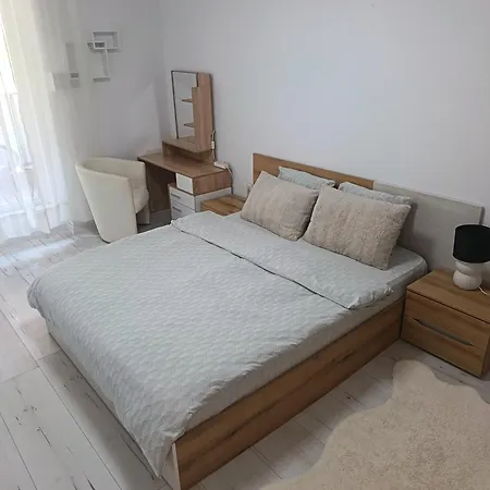 Boutique 7